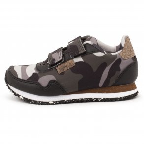 Woden camo sneakers